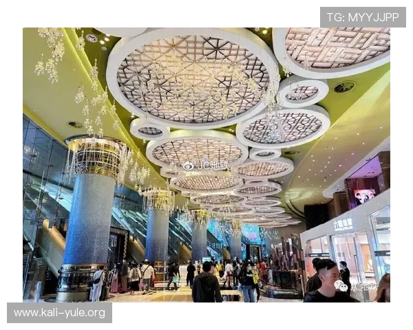 澳门回力海立方的主要特色与设施设备详尽解读满足不同游客的需求